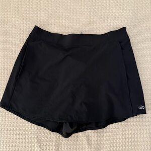 ALO Yoga Women's Black Skort